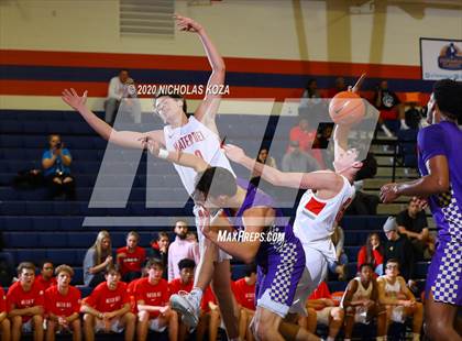 Thumbnail 3 in Mater Dei vs. St. Augustine (Tarkanian Classic) photogallery.