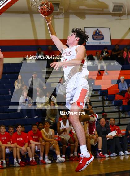 Thumbnail 1 in Mater Dei vs. St. Augustine (Tarkanian Classic) photogallery.