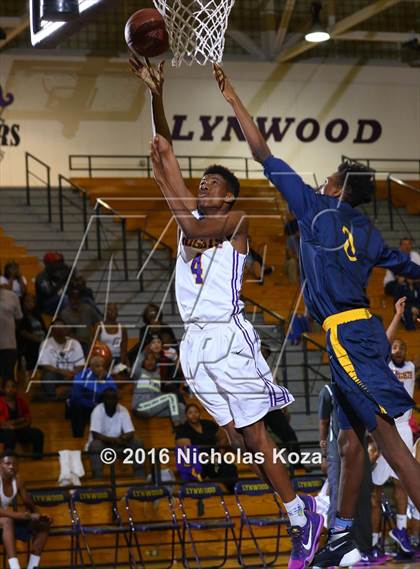 Thumbnail 1 in Warren @ Lynwood photogallery.