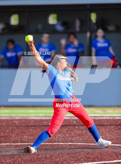 Thumbnail 3 in Moore @ Mustang photogallery.