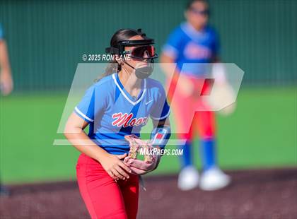 Thumbnail 3 in Moore @ Mustang photogallery.