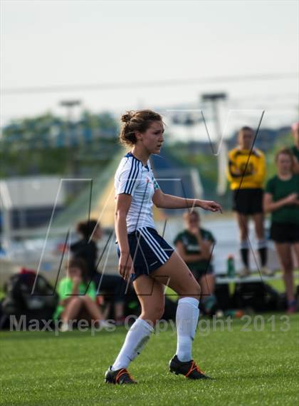 Thumbnail 2 in Reagan @ Brandeis photogallery.