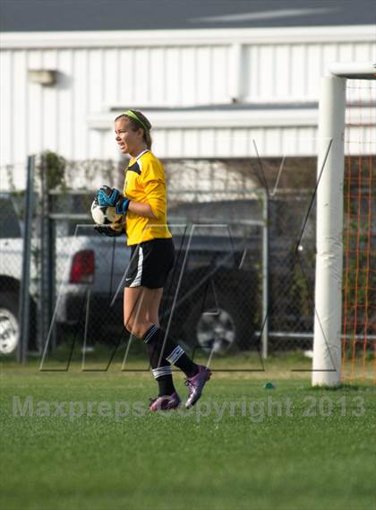 Thumbnail 1 in Reagan @ Brandeis photogallery.