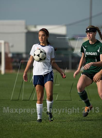 Thumbnail 2 in Reagan @ Brandeis photogallery.
