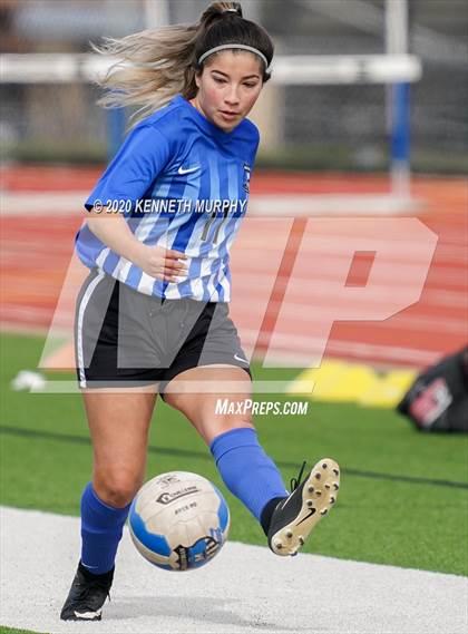 Thumbnail 1 in Midlothian vs. University photogallery.