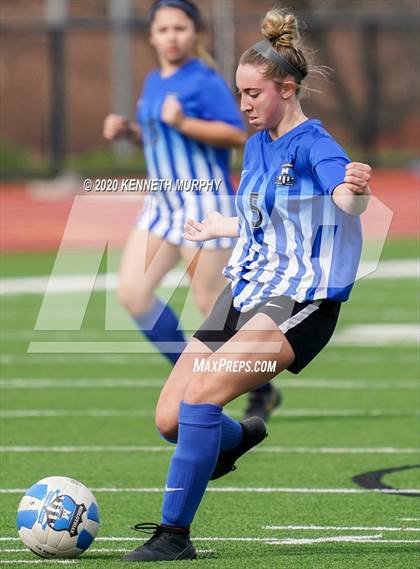 Thumbnail 3 in Midlothian vs. University photogallery.