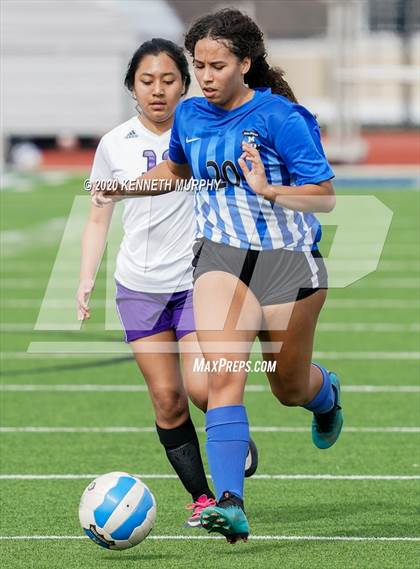 Thumbnail 3 in Midlothian vs. University photogallery.