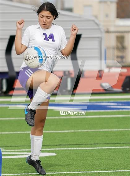 Thumbnail 1 in Midlothian vs. University photogallery.