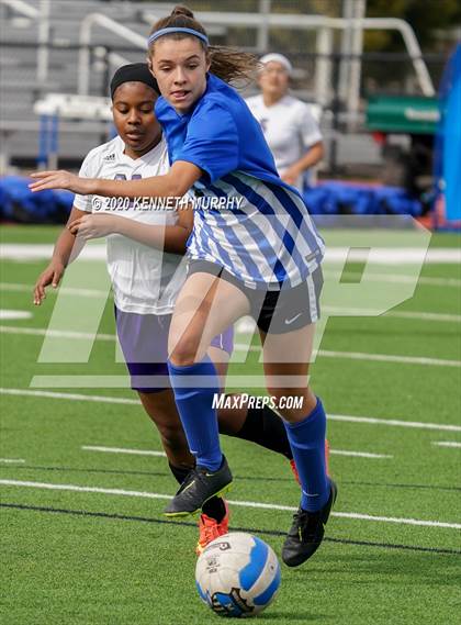 Thumbnail 3 in Midlothian vs. University photogallery.