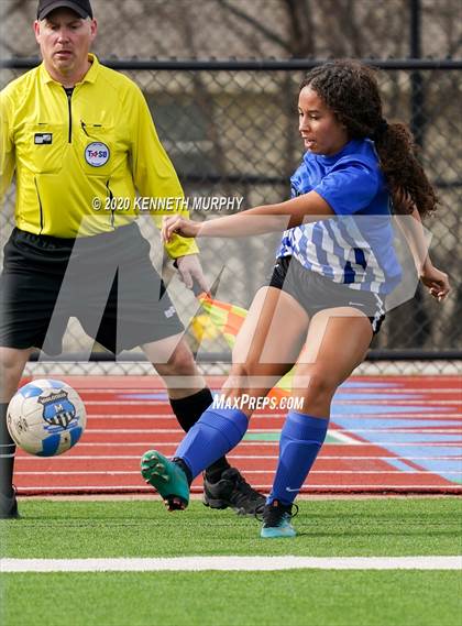 Thumbnail 3 in Midlothian vs. University photogallery.