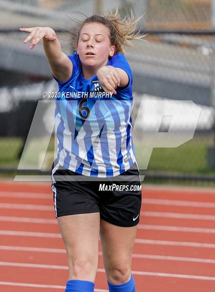 Thumbnail 3 in Midlothian vs. University photogallery.