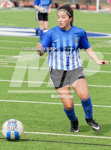 Thumbnail 3 in Midlothian vs. University photogallery.