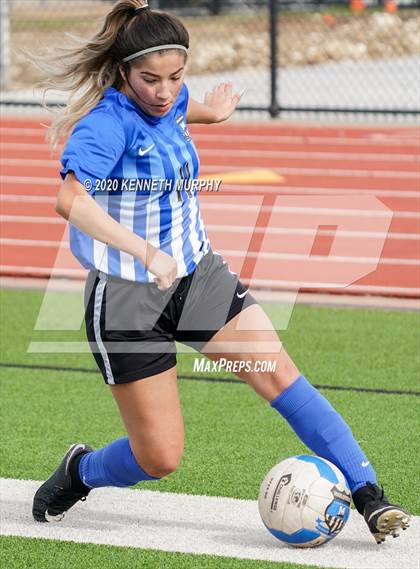 Thumbnail 1 in Midlothian vs. University photogallery.