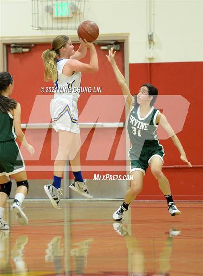 Thumbnail 2 in Irvine vs. El Toro (North South Tournament) photogallery.