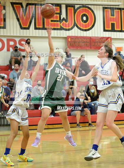 Thumbnail 3 in Irvine vs. El Toro (North South Tournament) photogallery.