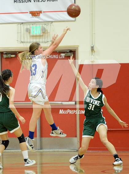 Thumbnail 3 in Irvine vs. El Toro (North South Tournament) photogallery.