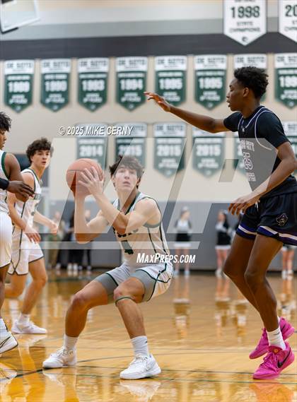 Thumbnail 3 in Piper @ De Soto photogallery.
