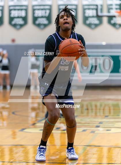 Thumbnail 3 in Piper @ De Soto photogallery.