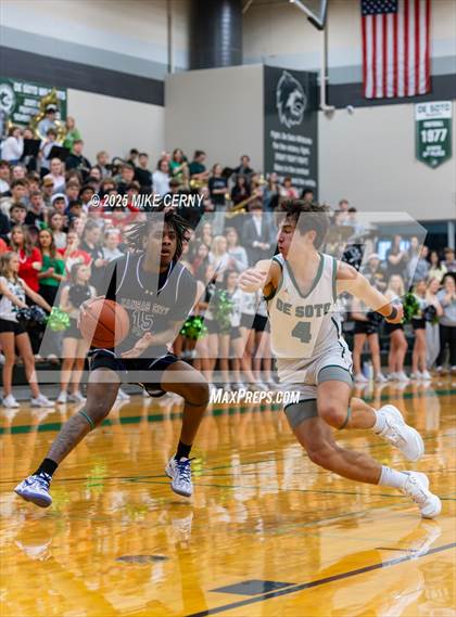 Thumbnail 3 in Piper @ De Soto photogallery.