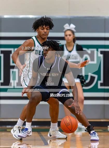 Thumbnail 3 in Piper @ De Soto photogallery.