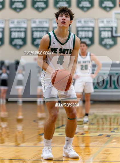 Thumbnail 3 in Piper @ De Soto photogallery.