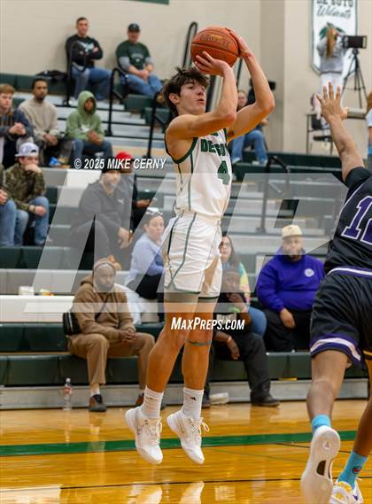 Thumbnail 1 in Piper @ De Soto photogallery.