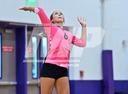 Thumbnail 2 in Green Mountain vs Arvada West photogallery.