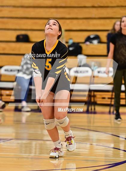 Thumbnail 2 in Green Mountain vs Arvada West photogallery.