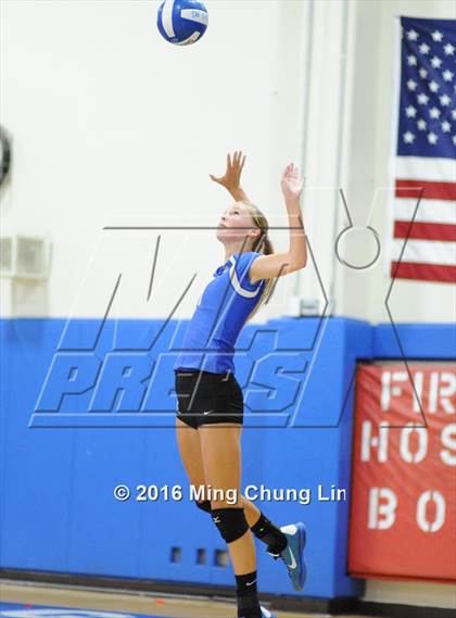 Thumbnail 3 in Mira Costa @ Santa Margarita photogallery.