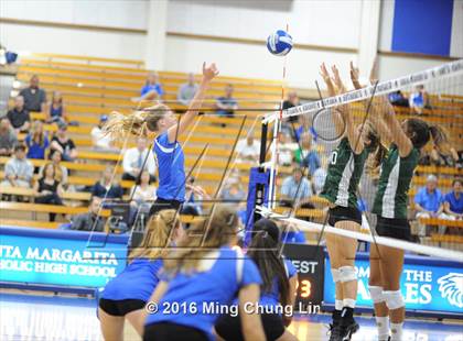 Thumbnail 2 in Mira Costa @ Santa Margarita photogallery.
