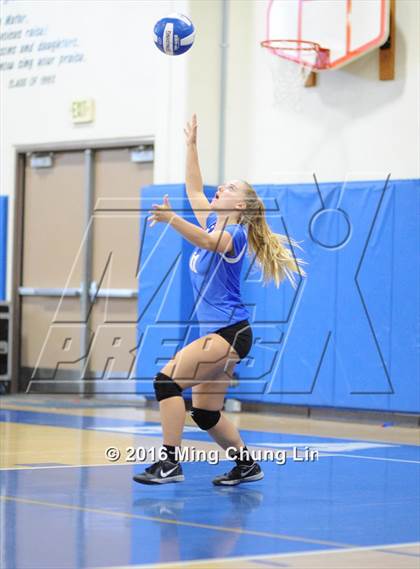 Thumbnail 1 in Mira Costa @ Santa Margarita photogallery.