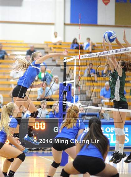 Thumbnail 2 in Mira Costa @ Santa Margarita photogallery.