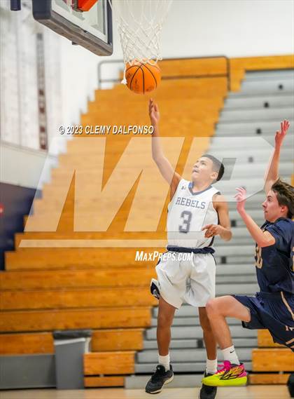 Thumbnail 3 in Mullen @ Columbine photogallery.