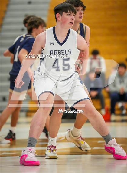 Thumbnail 1 in Mullen @ Columbine photogallery.