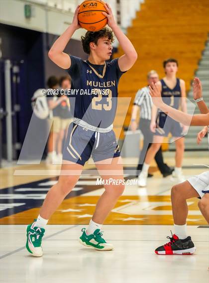 Thumbnail 2 in Mullen @ Columbine photogallery.