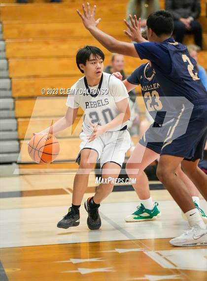 Thumbnail 2 in Mullen @ Columbine photogallery.