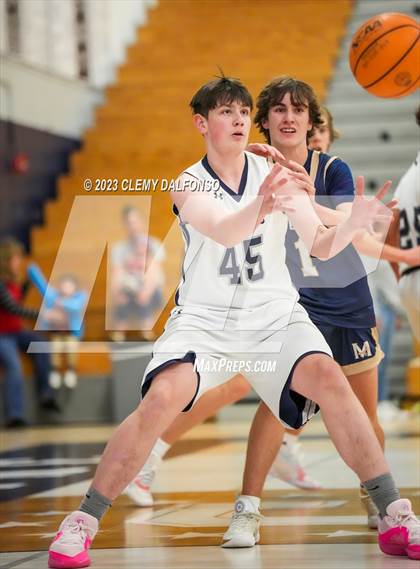 Thumbnail 1 in Mullen @ Columbine photogallery.