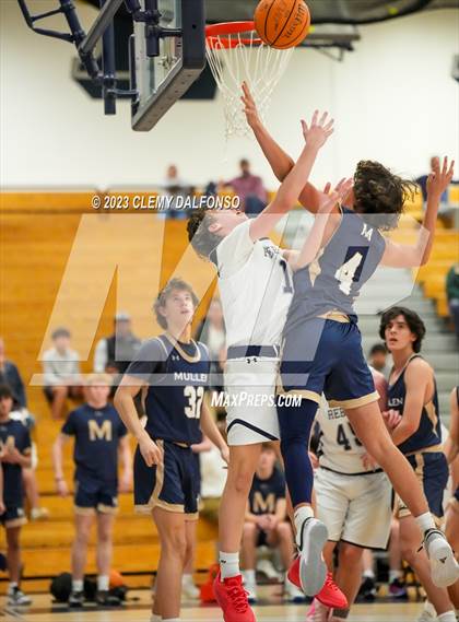 Thumbnail 1 in Mullen @ Columbine photogallery.