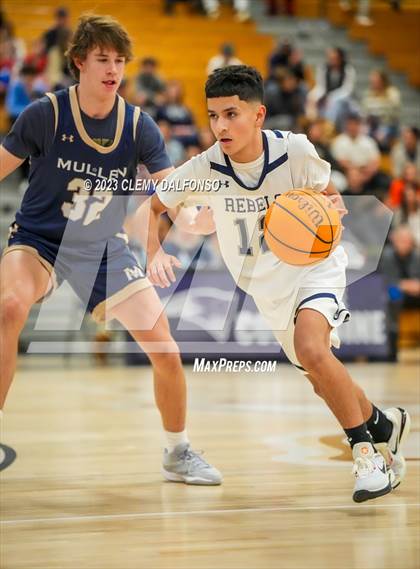 Thumbnail 1 in Mullen @ Columbine photogallery.