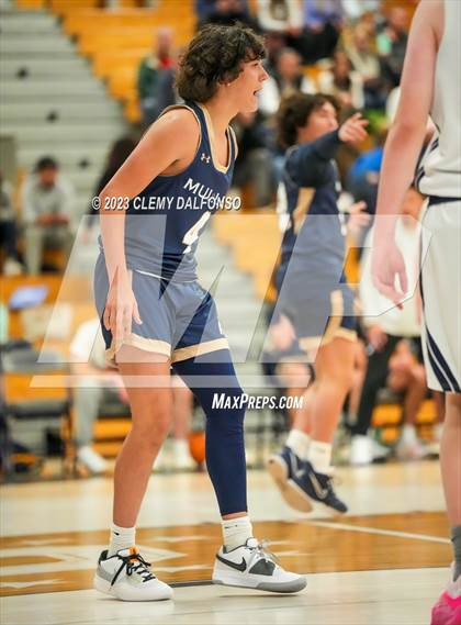 Thumbnail 3 in Mullen @ Columbine photogallery.