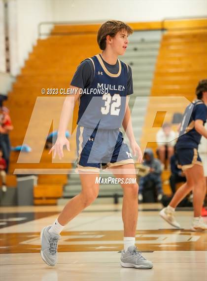 Thumbnail 1 in Mullen @ Columbine photogallery.