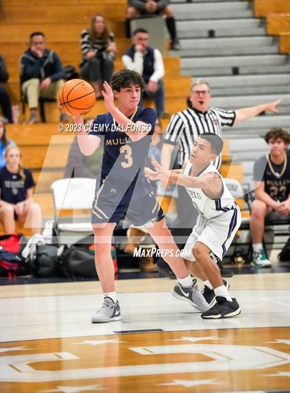 Thumbnail 2 in Mullen @ Columbine photogallery.