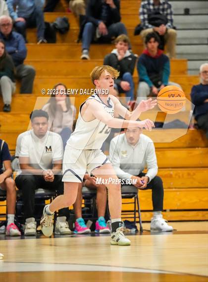 Thumbnail 1 in Mullen @ Columbine photogallery.
