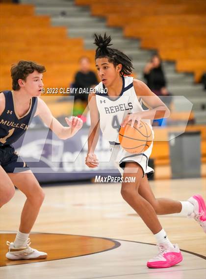 Thumbnail 2 in Mullen @ Columbine photogallery.