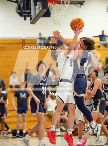 Thumbnail 2 in Mullen @ Columbine photogallery.