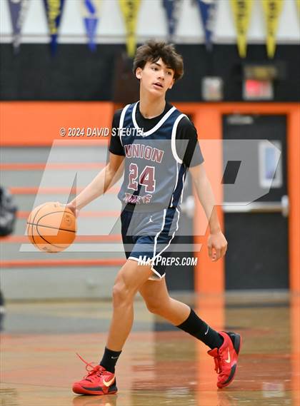 Thumbnail 3 in JV: Union Mine vs. Roseville (Tiger Classic) photogallery.