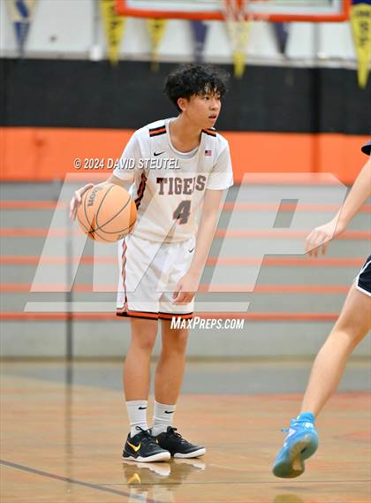 Thumbnail 2 in JV: Union Mine vs. Roseville (Tiger Classic) photogallery.