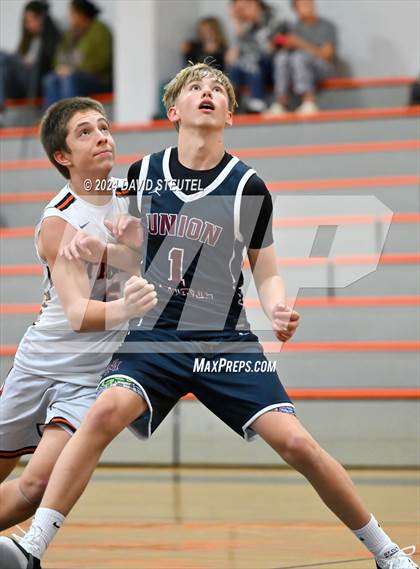 Thumbnail 2 in JV: Union Mine vs. Roseville (Tiger Classic) photogallery.