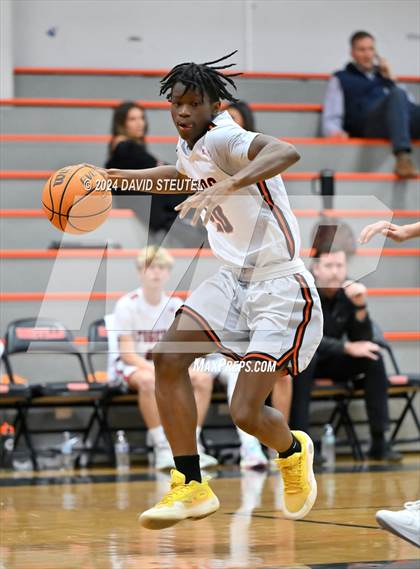 Thumbnail 3 in JV: Union Mine vs. Roseville (Tiger Classic) photogallery.