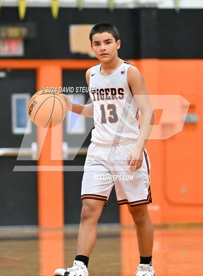 Thumbnail 2 in JV: Union Mine vs. Roseville (Tiger Classic) photogallery.